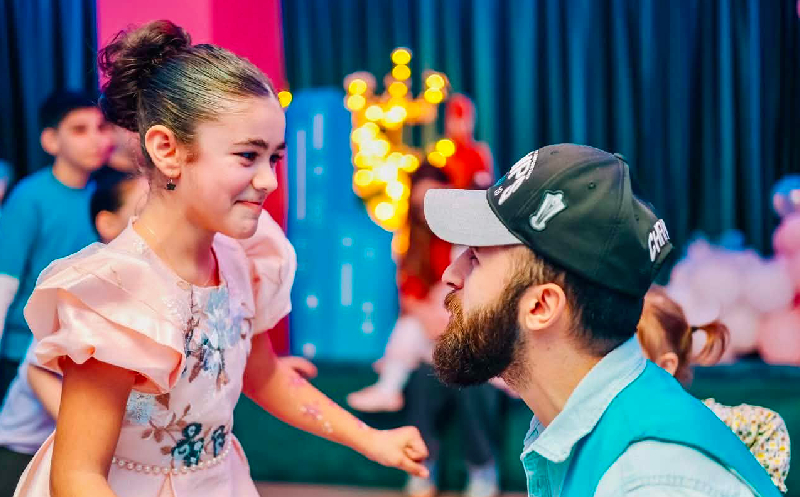 დაბადების დღის წვეულება 30+1 ბავშვზე